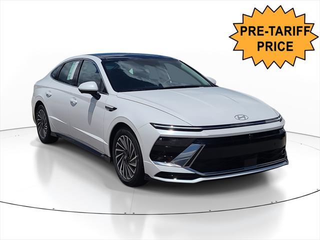 new 2025 Hyundai Sonata Hybrid car, priced at $37,588