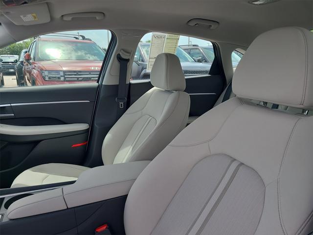 new 2025 Hyundai Sonata car, priced at $29,325