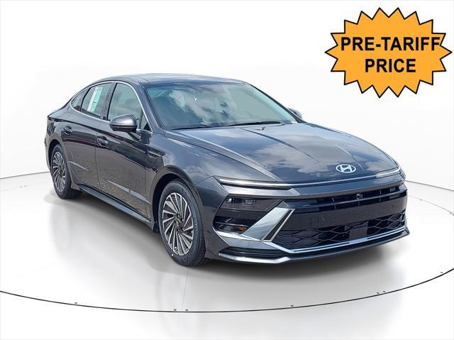 new 2025 Hyundai Sonata Hybrid car, priced at $37,096