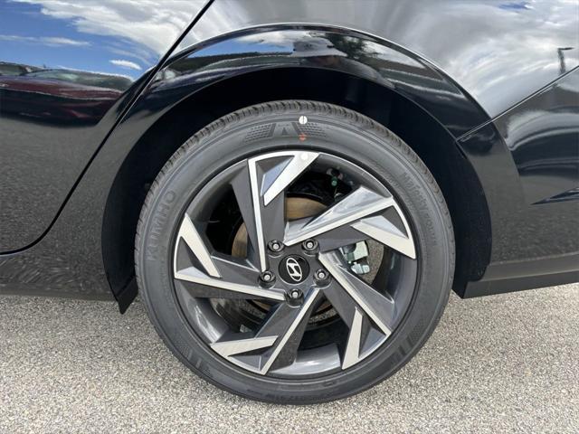 new 2025 Hyundai Elantra car, priced at $26,149