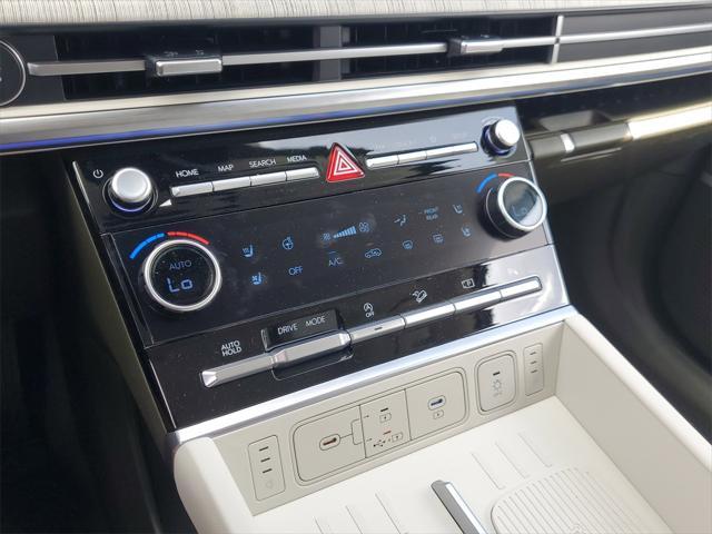 new 2025 Hyundai Santa Fe car, priced at $45,805