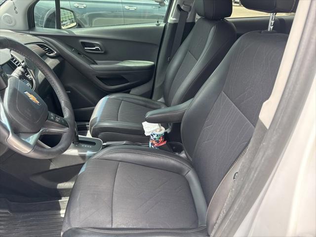 used 2020 Chevrolet Trax car, priced at $15,563