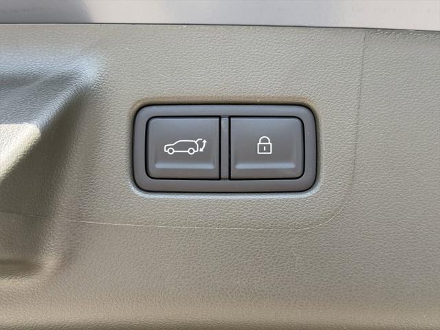 new 2025 Hyundai Santa Fe car, priced at $44,178