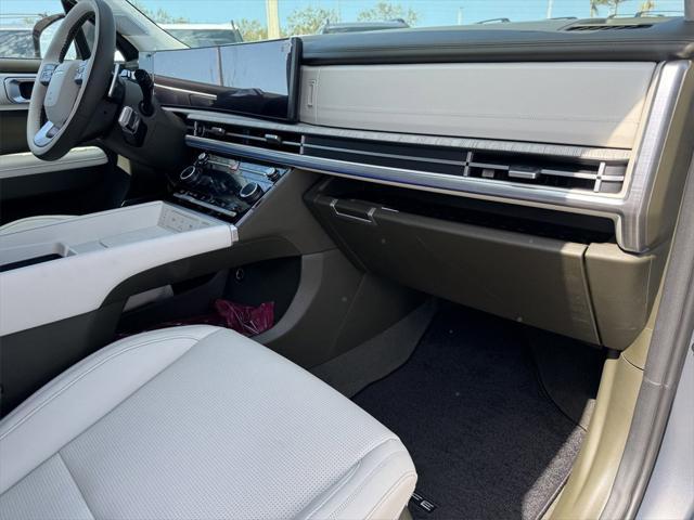 new 2025 Hyundai Santa Fe car, priced at $44,178