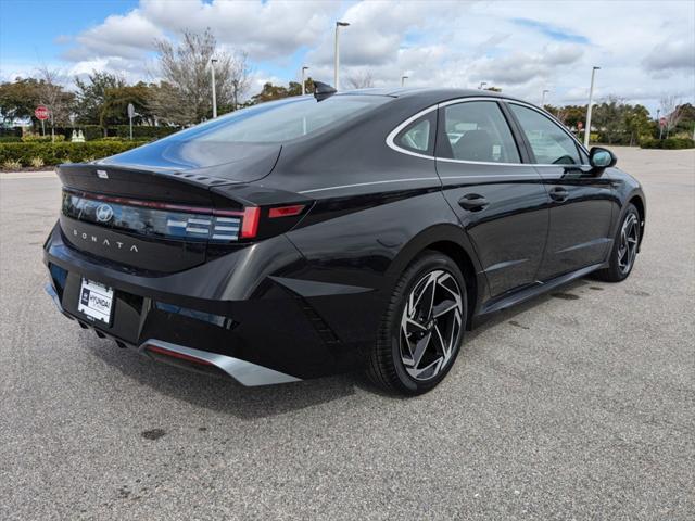 new 2024 Hyundai Sonata car, priced at $30,932