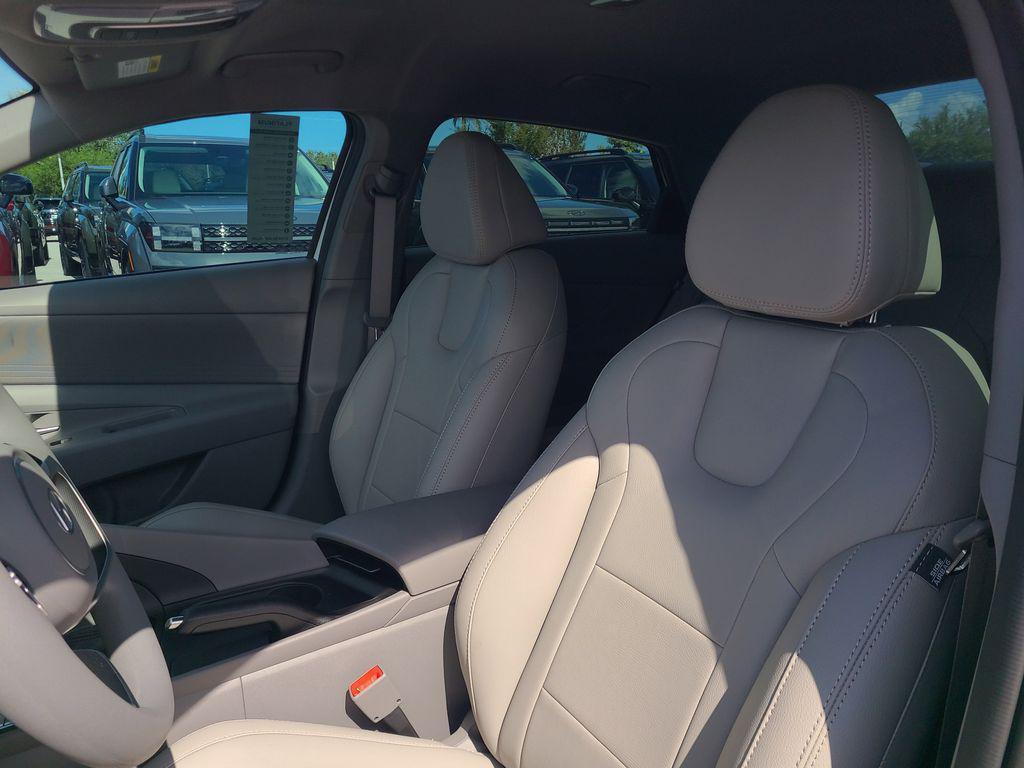 new 2025 Hyundai Elantra car, priced at $22,616