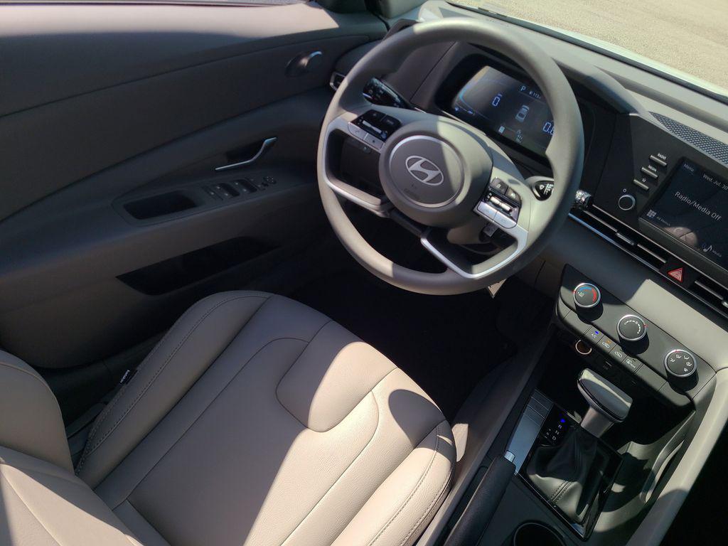 new 2025 Hyundai Elantra car, priced at $22,616