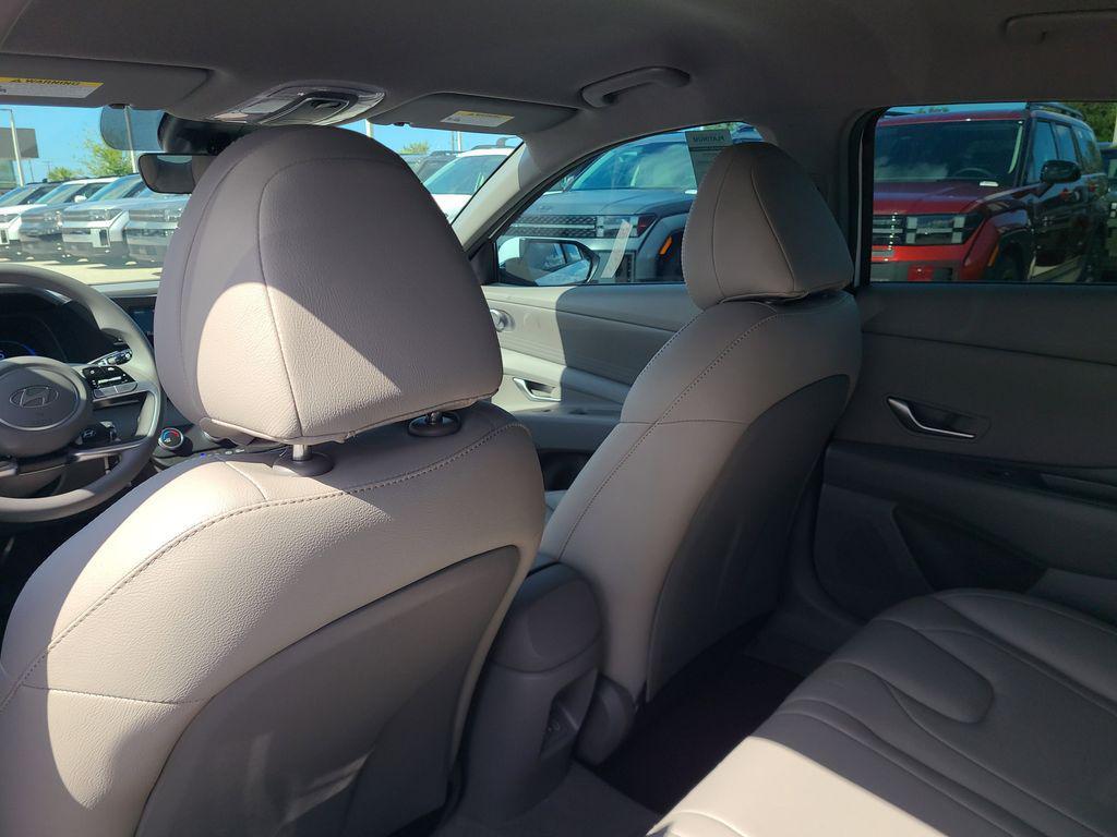 new 2025 Hyundai Elantra car, priced at $22,616