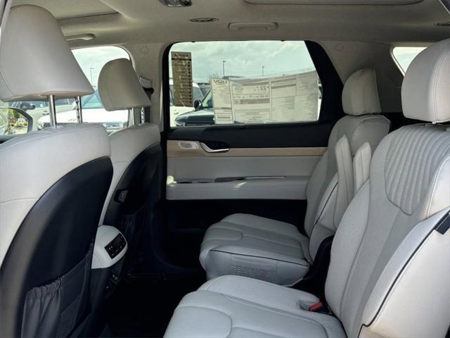 new 2025 Hyundai Palisade car, priced at $47,422