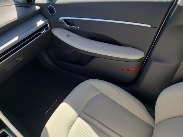 new 2025 Hyundai Sonata car, priced at $30,830