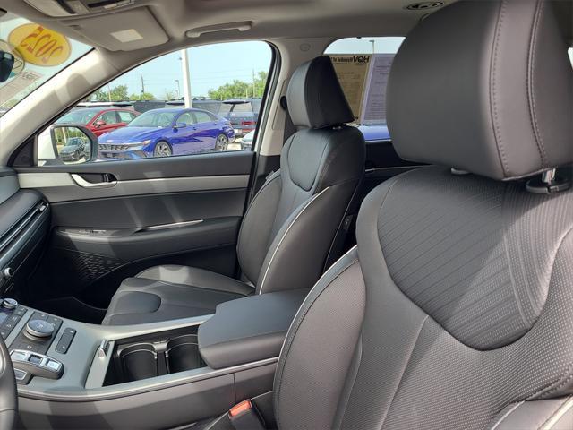 new 2025 Hyundai Palisade car, priced at $42,592