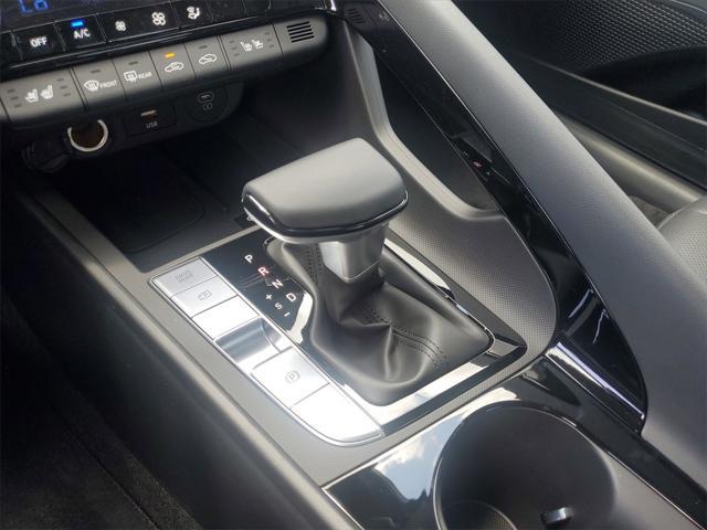 new 2025 Hyundai Elantra car, priced at $29,227