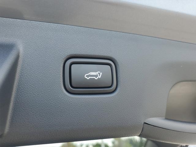 new 2025 Hyundai TUCSON Hybrid car, priced at $41,136