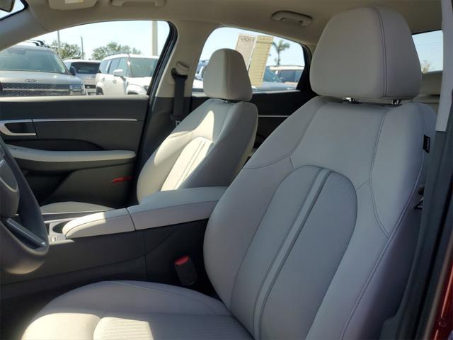 new 2025 Hyundai Sonata car, priced at $27,795
