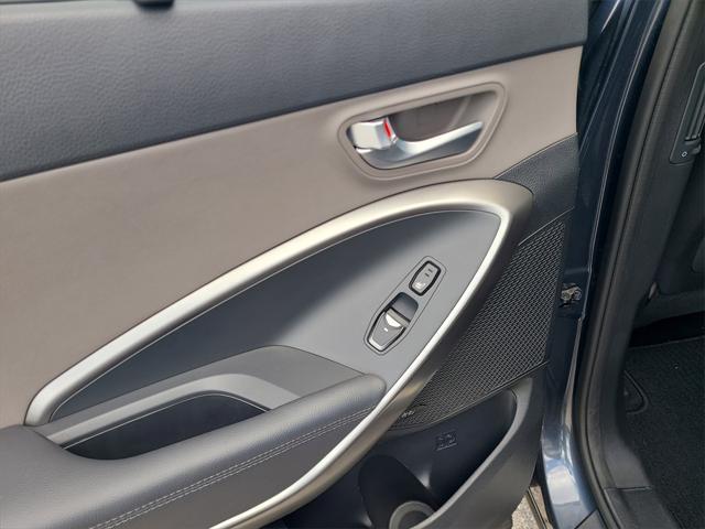 used 2018 Hyundai Santa Fe car, priced at $13,899