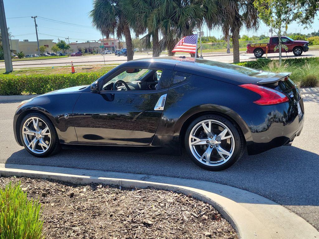 used 2009 Nissan 370Z car, priced at $13,998