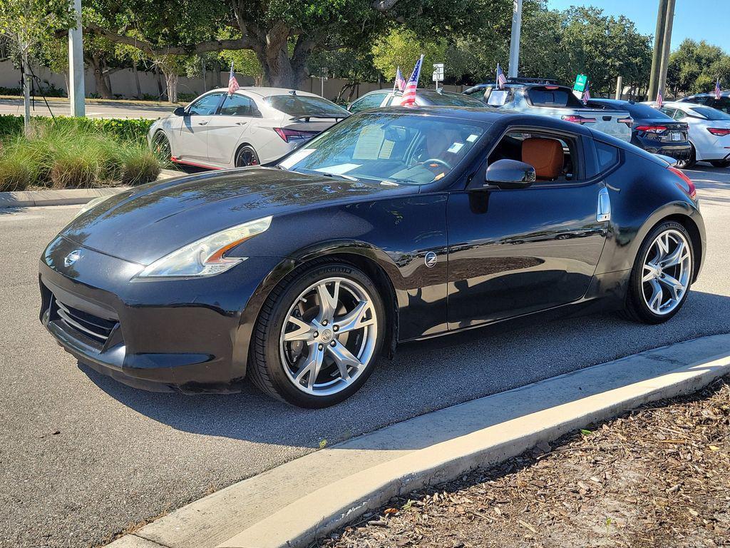 used 2009 Nissan 370Z car, priced at $13,998