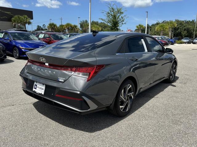 new 2025 Hyundai Elantra car, priced at $25,657