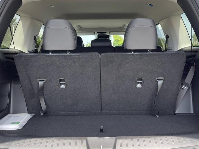 new 2025 Hyundai Santa Fe car, priced at $40,063