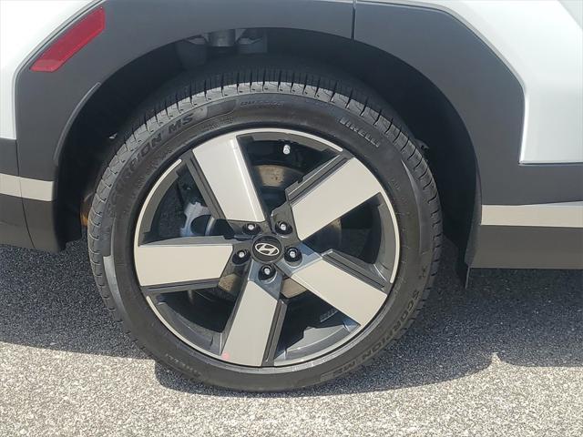 new 2025 Hyundai Santa Fe car, priced at $44,925
