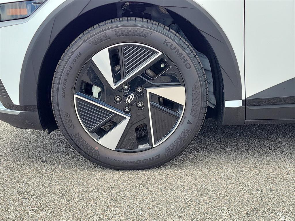 new 2025 Hyundai IONIQ 5 car, priced at $45,020