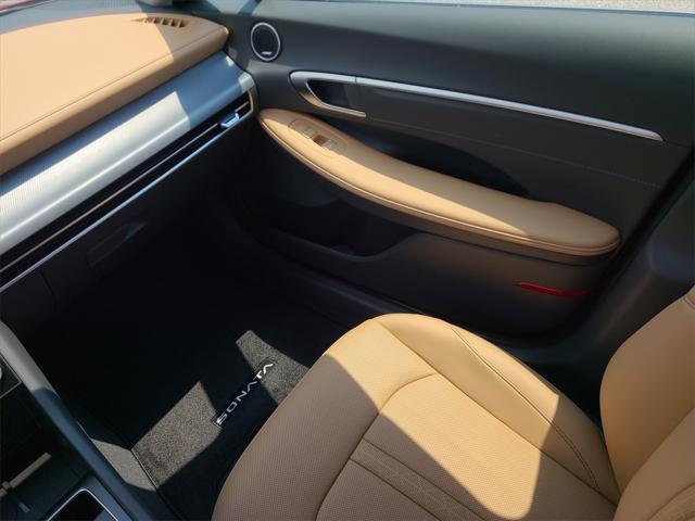 new 2025 Hyundai Sonata Hybrid car, priced at $37,575