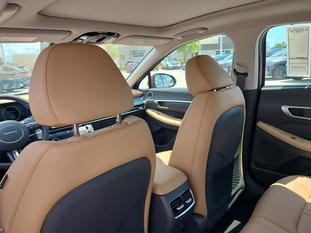 new 2025 Hyundai Sonata Hybrid car, priced at $37,575