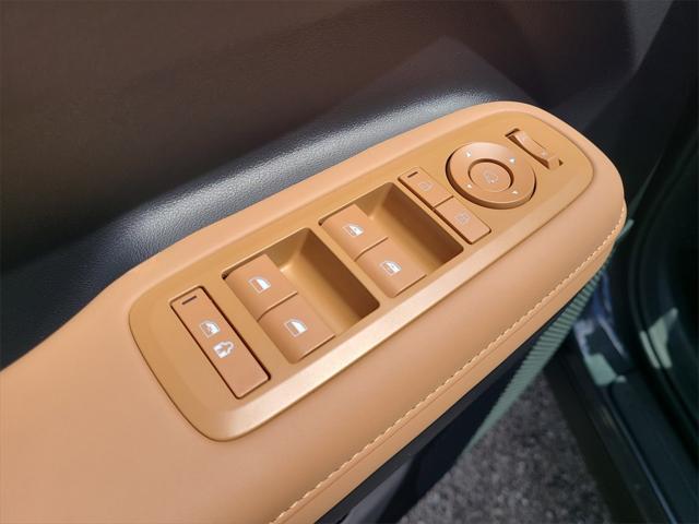 new 2025 Hyundai Santa Fe car, priced at $40,552