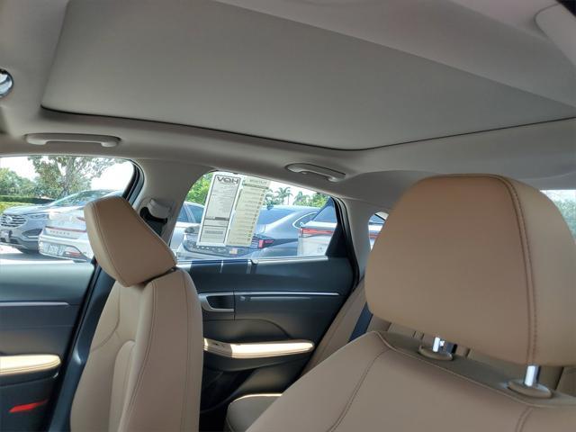 new 2025 Hyundai Sonata Hybrid car, priced at $37,544