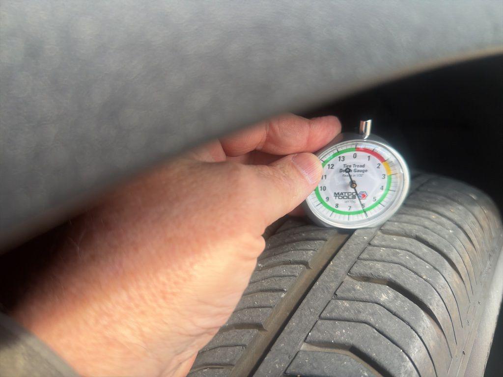 used 2023 Buick Envision car, priced at $22,407