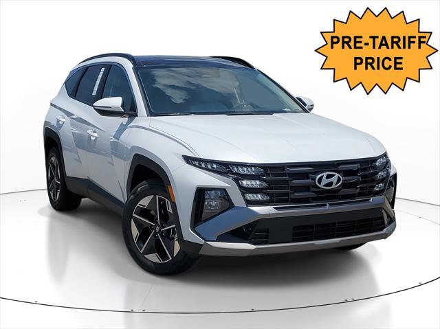 new 2025 Hyundai TUCSON Hybrid car, priced at $37,715