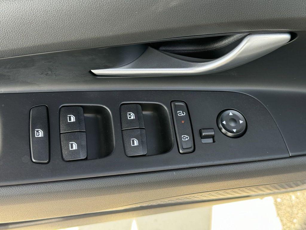 new 2025 Hyundai Elantra car, priced at $24,035