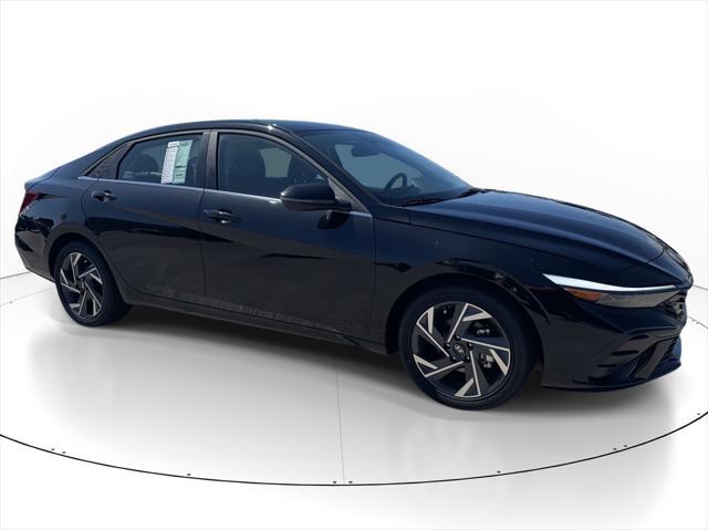 new 2025 Hyundai Elantra car, priced at $26,334
