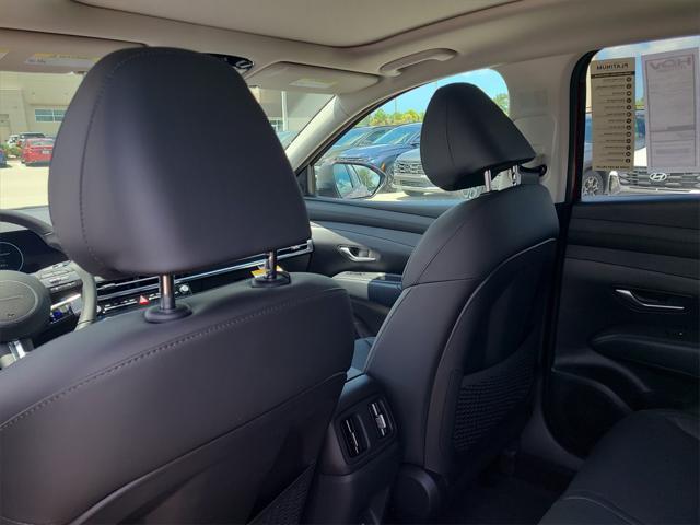 new 2025 Hyundai TUCSON Hybrid car, priced at $37,770