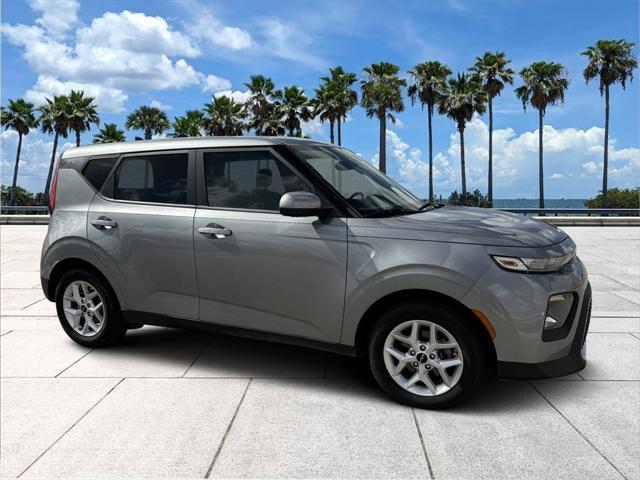 used 2022 Kia Soul car, priced at $15,998