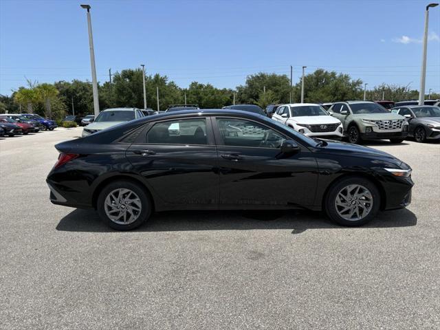 new 2024 Hyundai Elantra HEV car, priced at $24,314