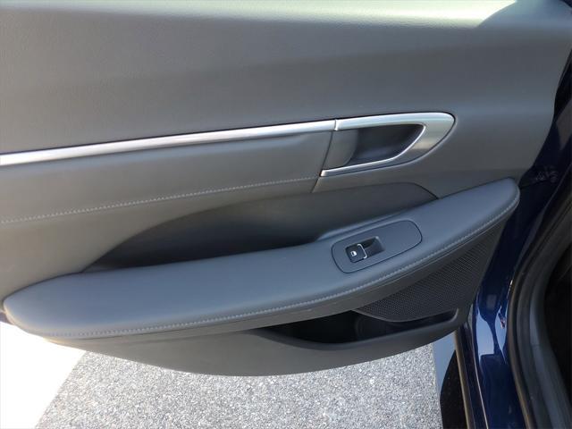 used 2022 Hyundai Sonata car, priced at $23,912