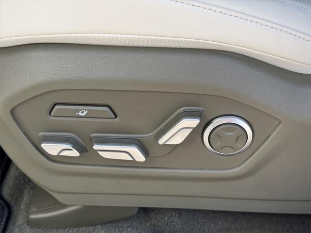 new 2025 Hyundai Santa Fe car, priced at $45,964
