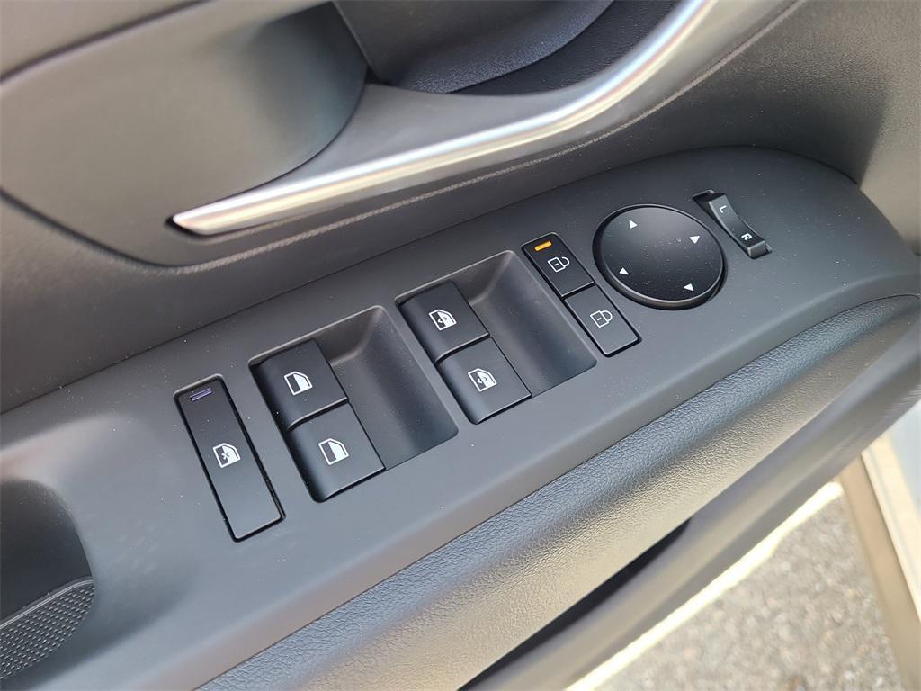 new 2025 Hyundai TUCSON Hybrid car, priced at $35,498