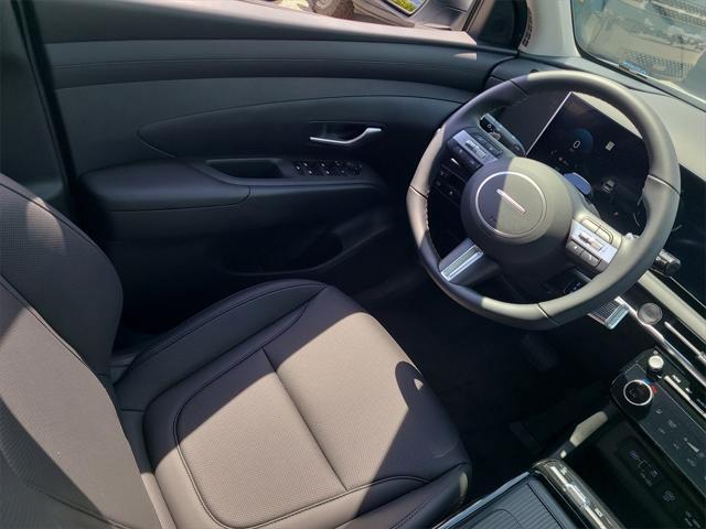 new 2025 Hyundai TUCSON Hybrid car, priced at $36,948