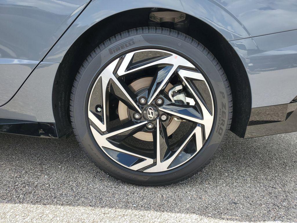 new 2025 Hyundai Sonata car, priced at $29,863