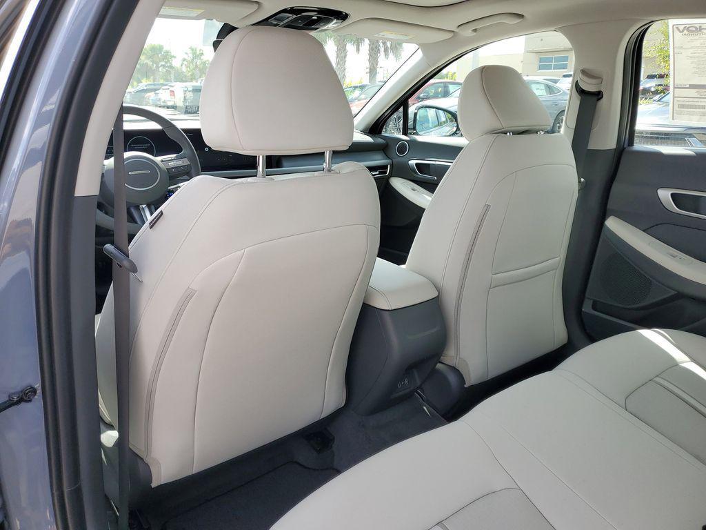new 2025 Hyundai Sonata car, priced at $29,863
