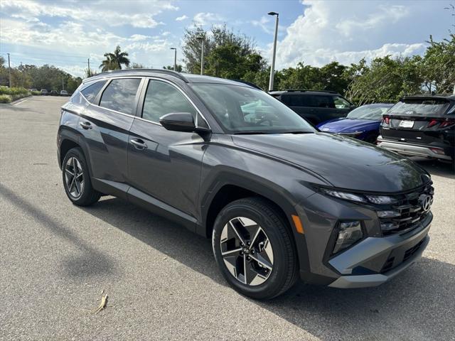 new 2025 Hyundai Tucson Hybrid car, priced at $36,879