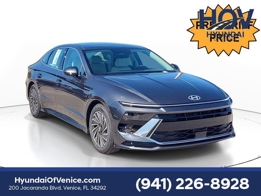 new 2025 Hyundai Sonata Hybrid car, priced at $30,293