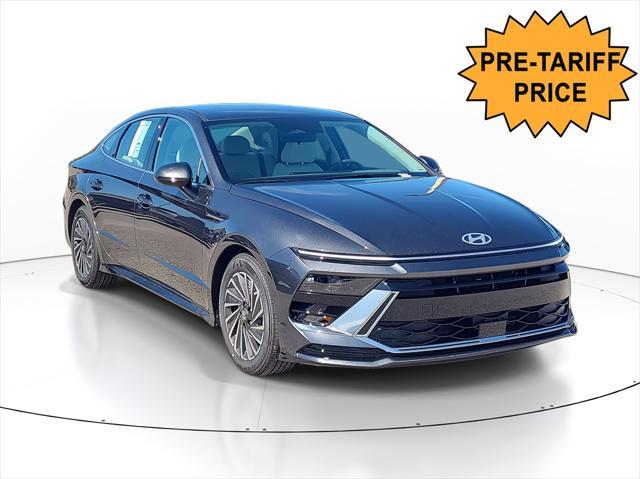 new 2025 Hyundai Sonata Hybrid car, priced at $30,793