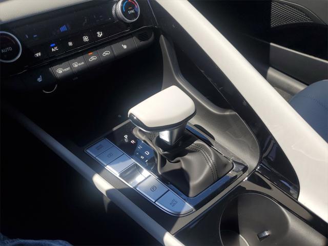 new 2025 Hyundai Elantra car, priced at $27,170