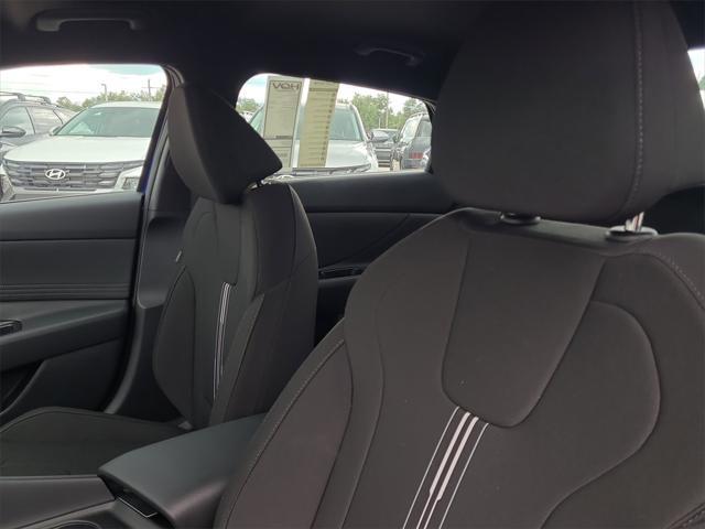 new 2025 Hyundai Elantra car, priced at $23,039