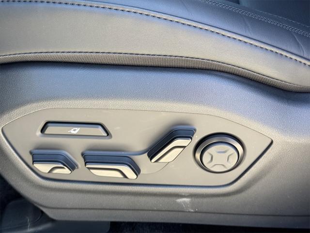 new 2025 Hyundai SANTA FE HEV car, priced at $47,743