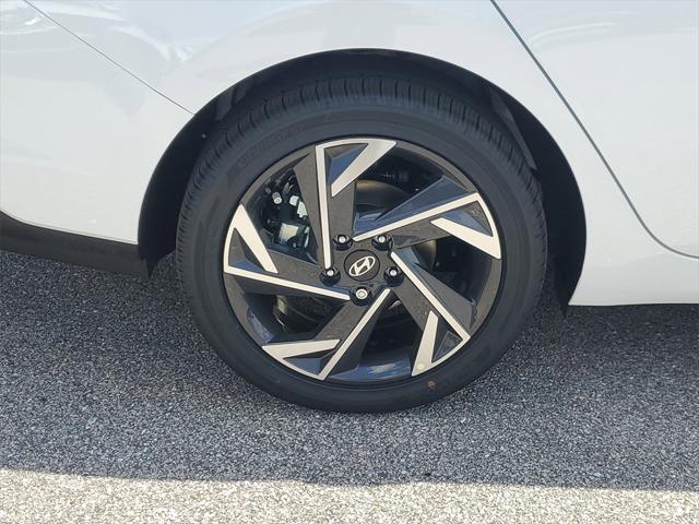 new 2025 Hyundai Elantra car, priced at $28,190