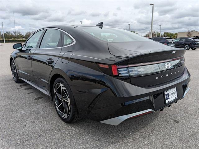 new 2024 Hyundai Sonata car, priced at $30,640